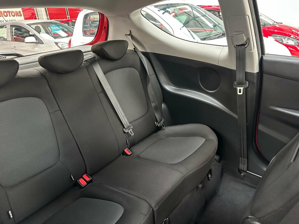 Hyundai I20 1.2 Classic Spec-red-great 1St Car-cheap Tax-sh-dr Red #23