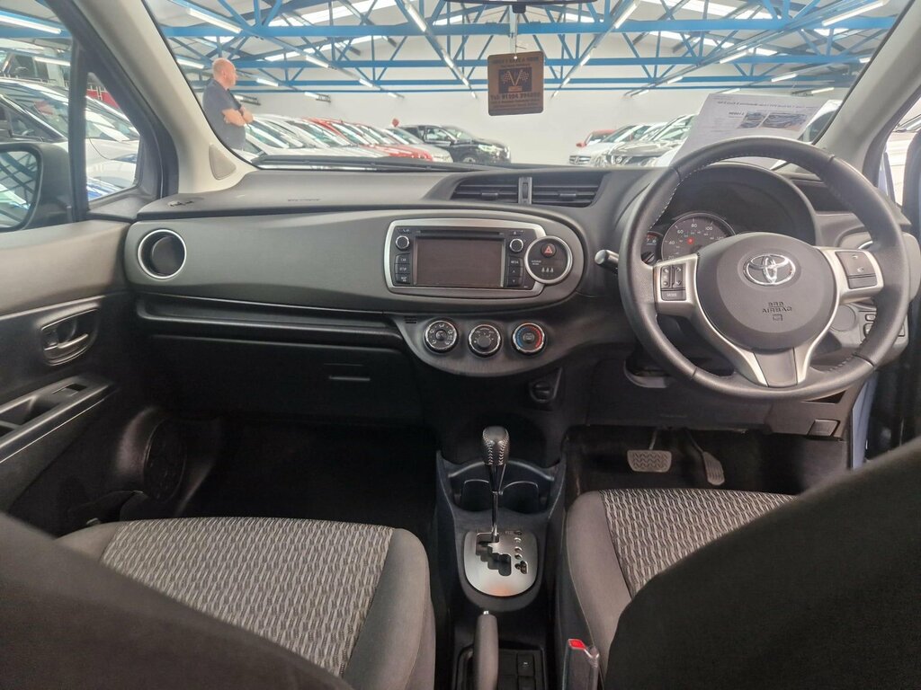 Toyota Yaris 1.33 Dual Vvt-i Sport Euro 5 Euro 5 Red #11