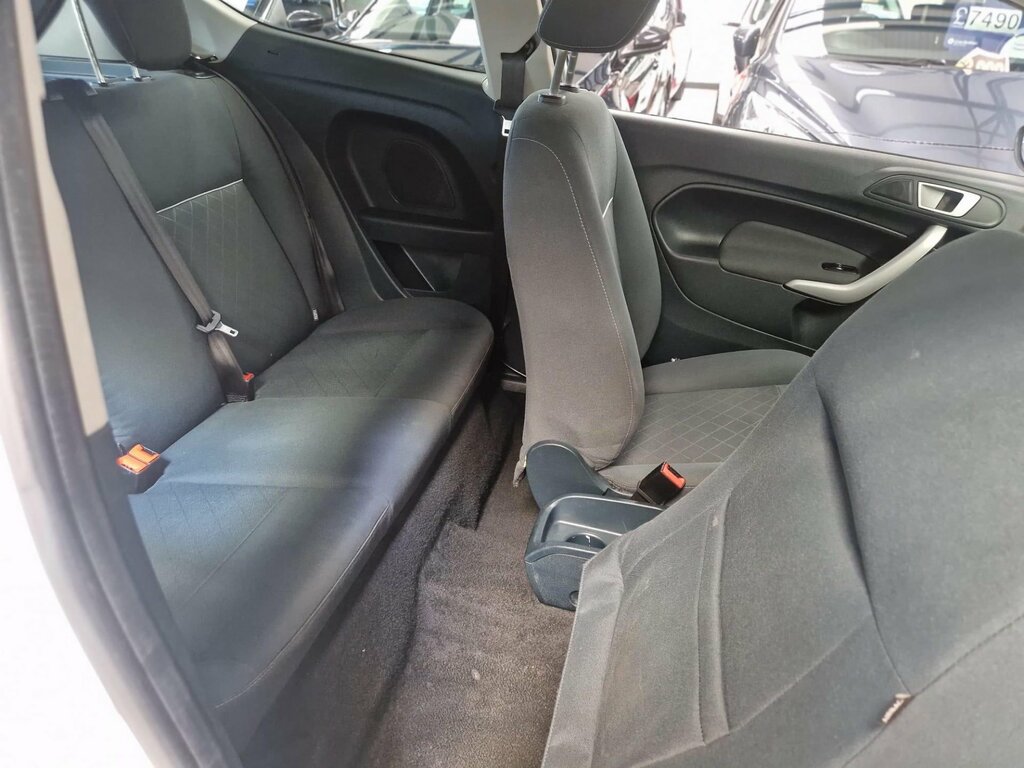 Ford Fiesta Zetec Black #18