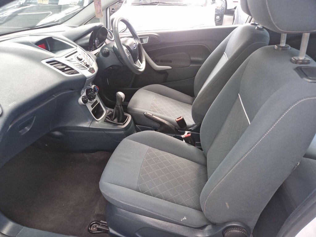 Ford Fiesta Zetec Black #19