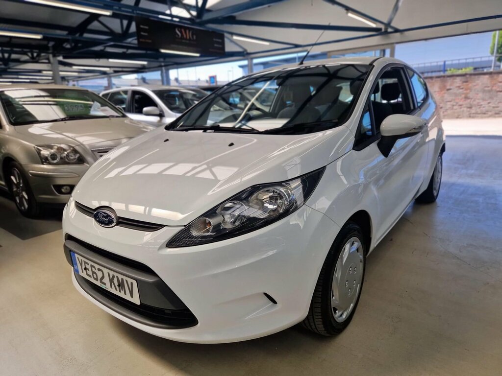 Ford Fiesta 1.25 Edge White #4