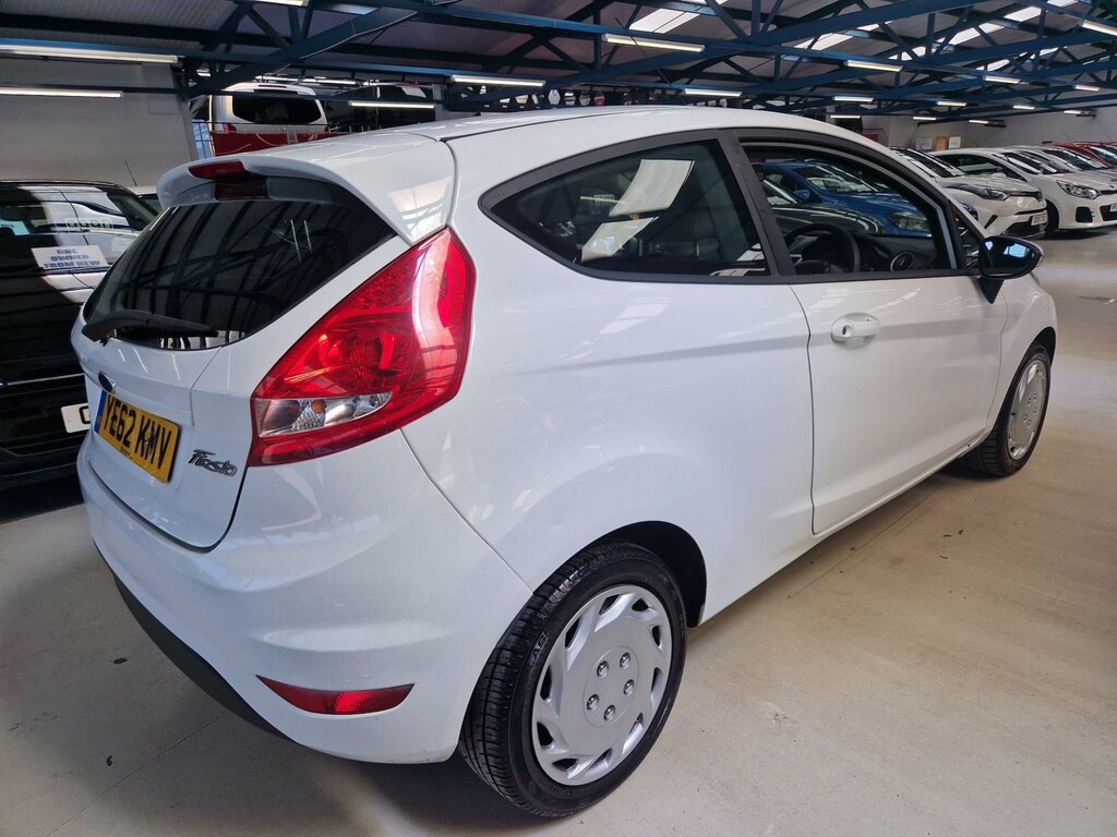 Ford Fiesta Zetec Black #14