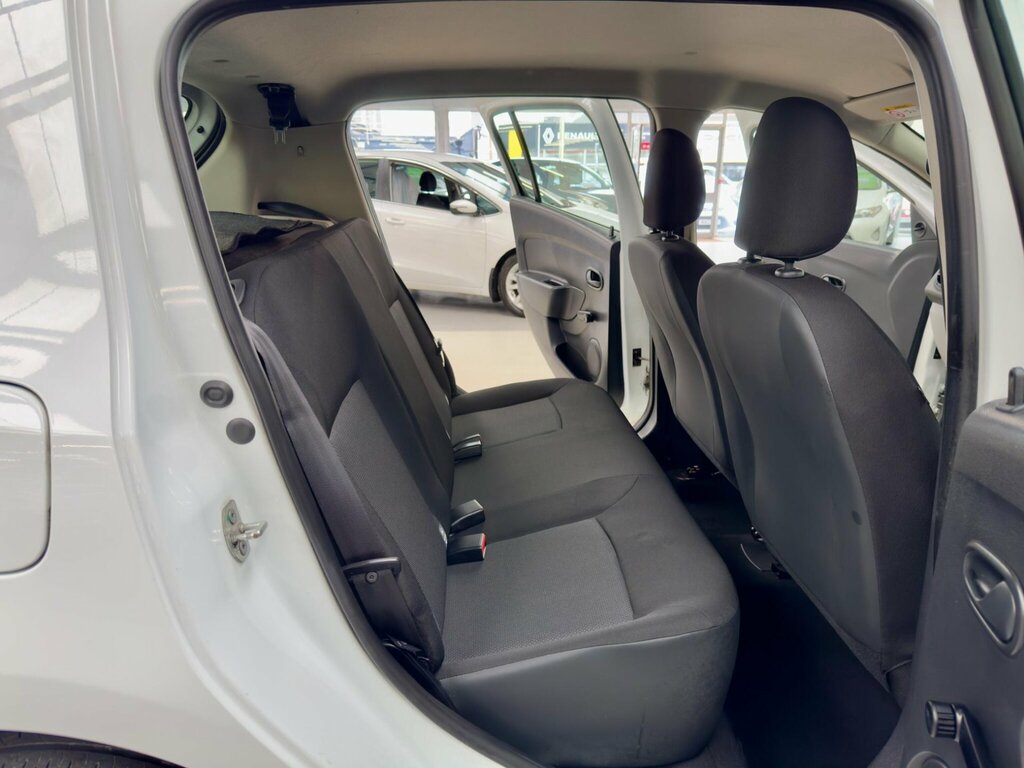 Dacia Sandero Ambiance White #32