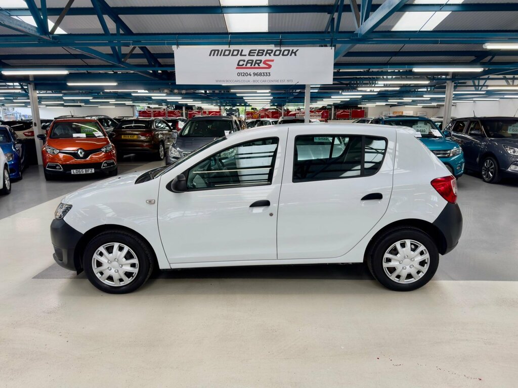 Dacia Sandero 1.2 Access Euro 5 DX63GZH White #4