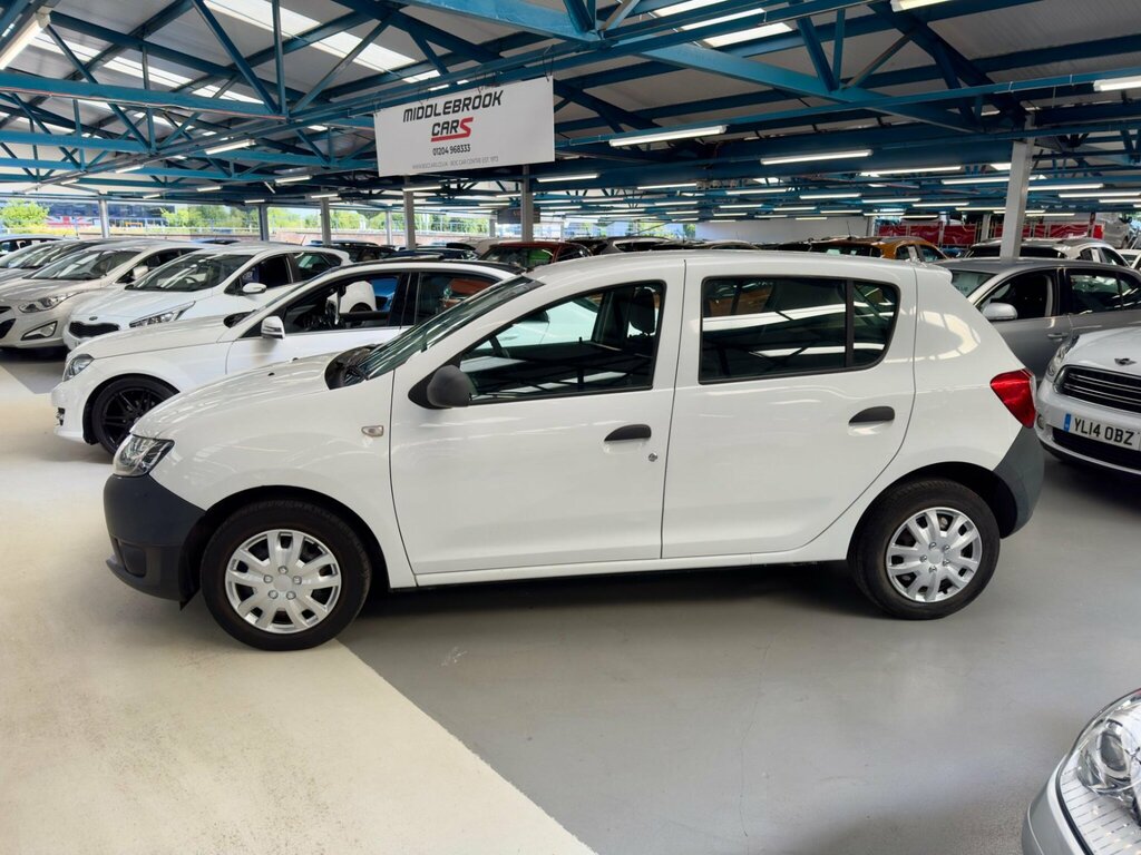 Dacia Sandero 1.2 Access Euro 5 White #2