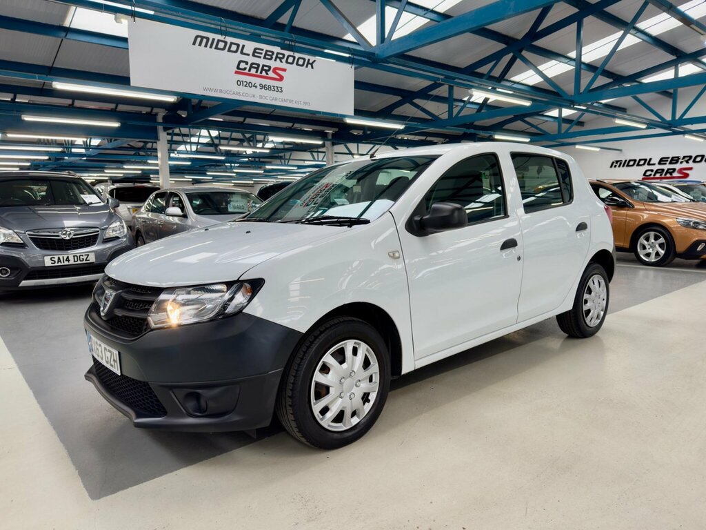 Dacia Sandero 1.2 Access Euro 5 DX63GZH White #2