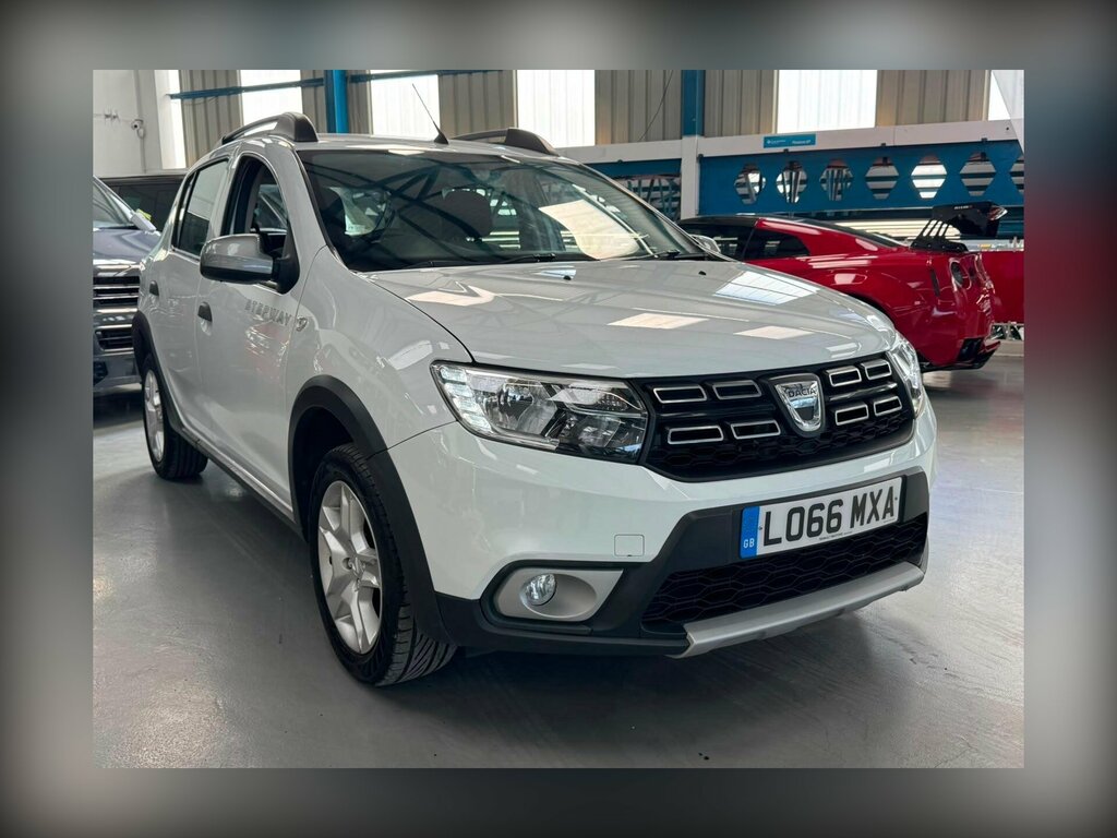 Dacia Sandero Stepway 0.9 Tce Laureate Euro 6 Ss White #6