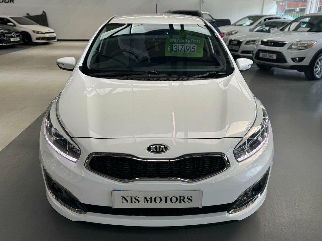Kia Ceed 1.6 Crdi 2 Euro 6 Ss White #6