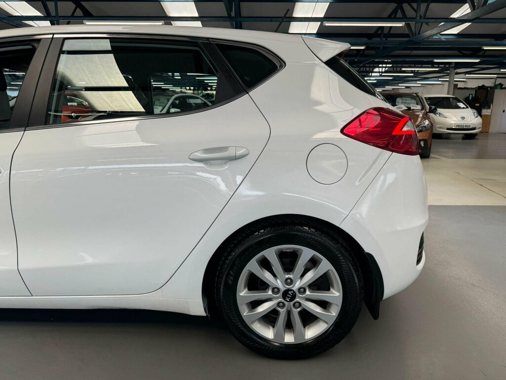 Kia Ceed 1.6 Crdi Isg Gt-line Red #13