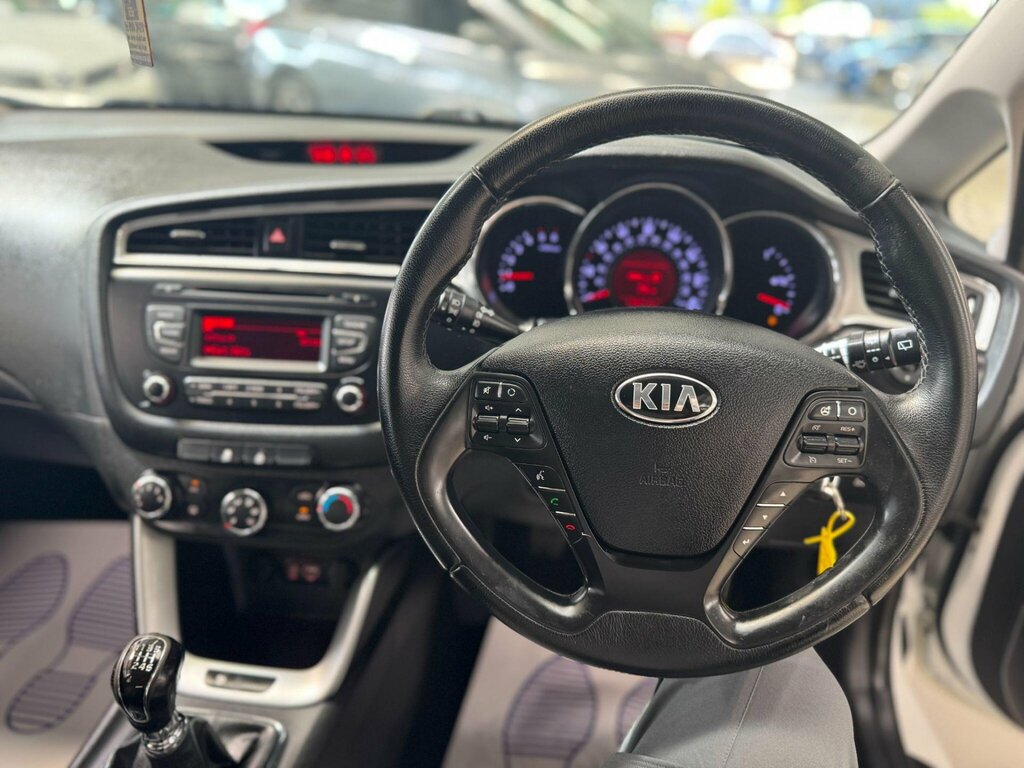 Kia Ceed 1.6 Crdi Isg Gt-line Red #27