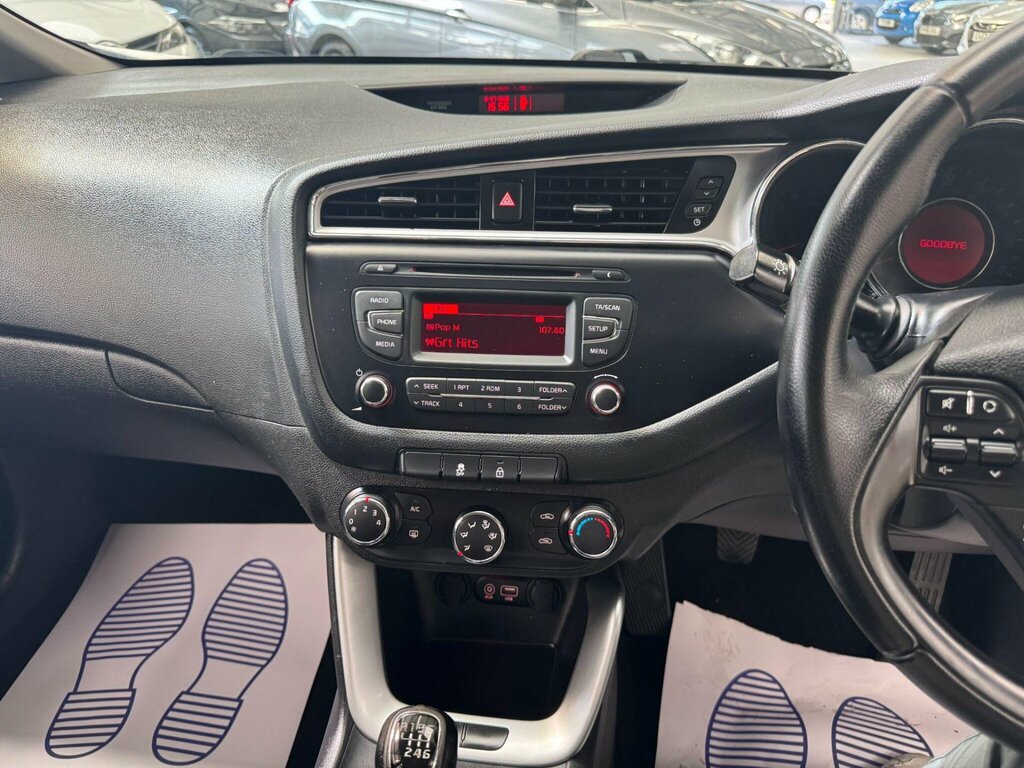 Kia Ceed 1.6 Crdi Isg Gt-line Red #28