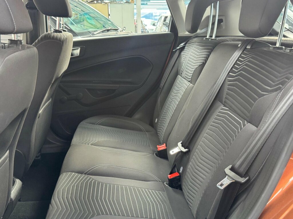 Ford Fiesta Titanium #33