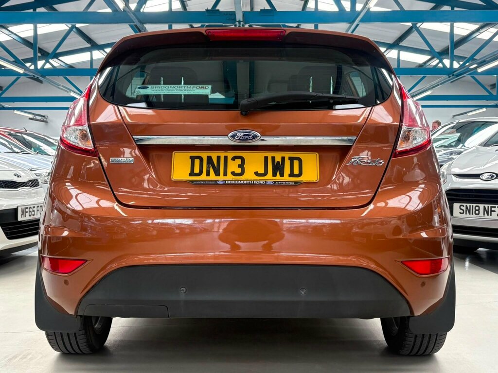 Ford Fiesta Titanium #10