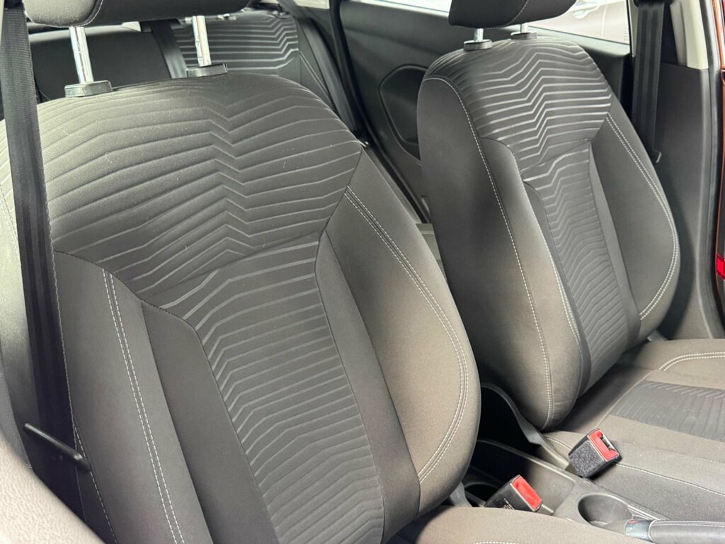 Ford Fiesta Titanium #26