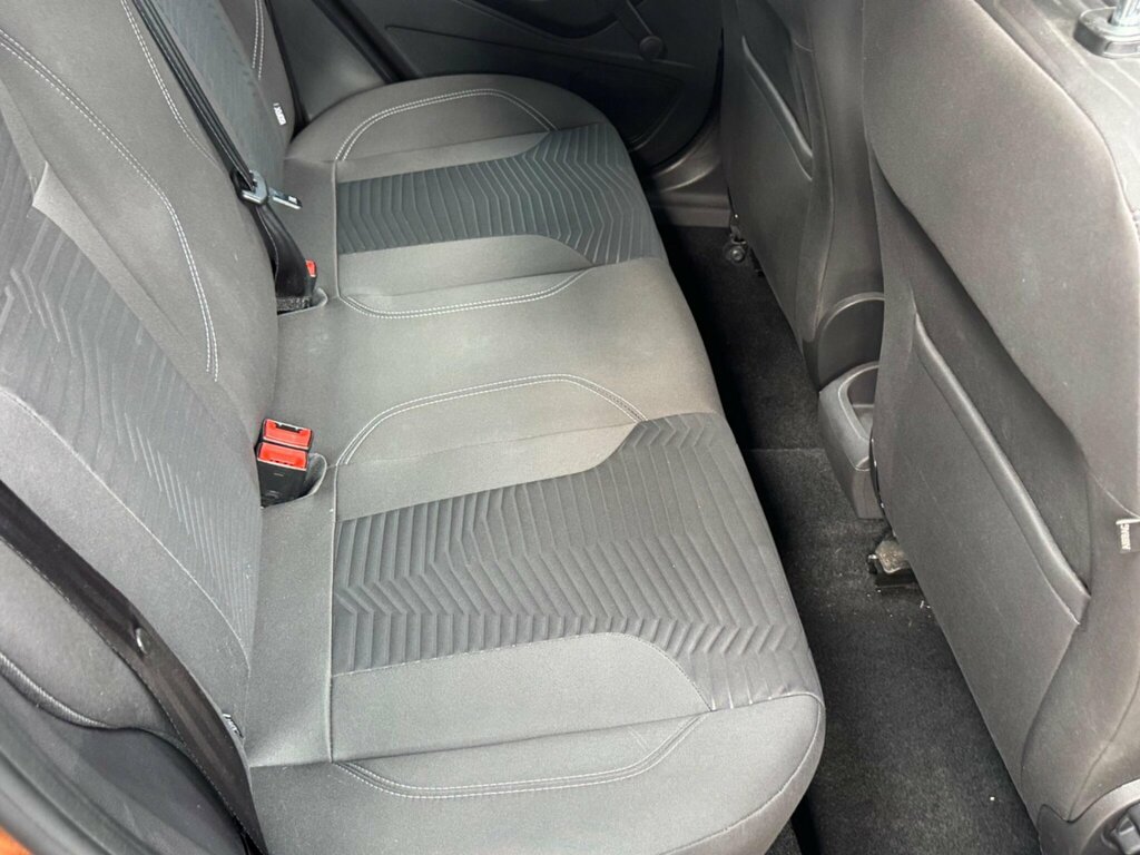 Ford Fiesta Titanium #27