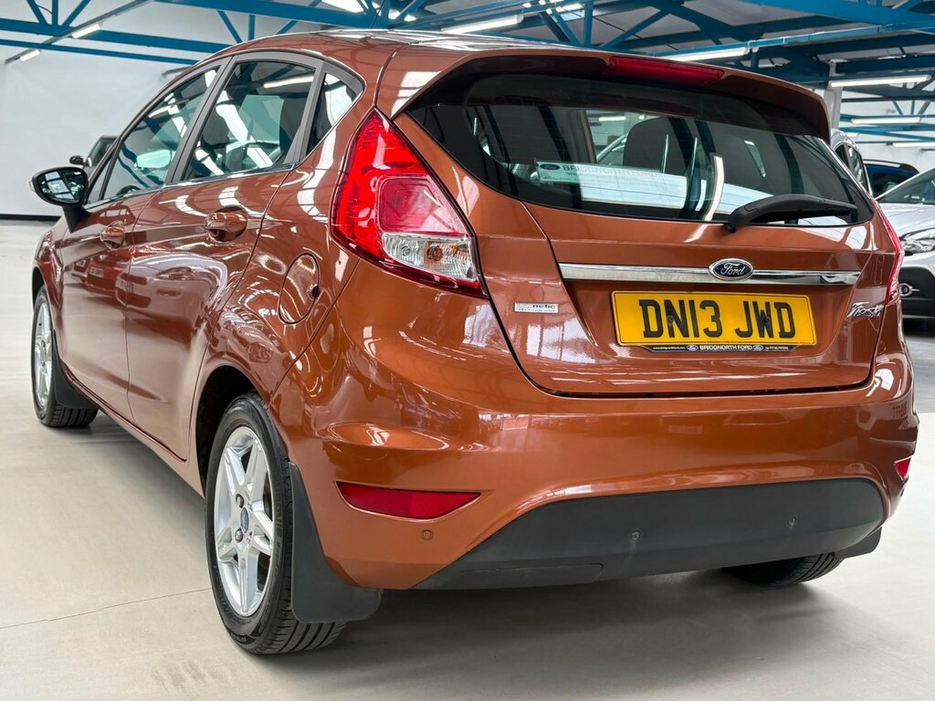 Ford Fiesta Titanium #7