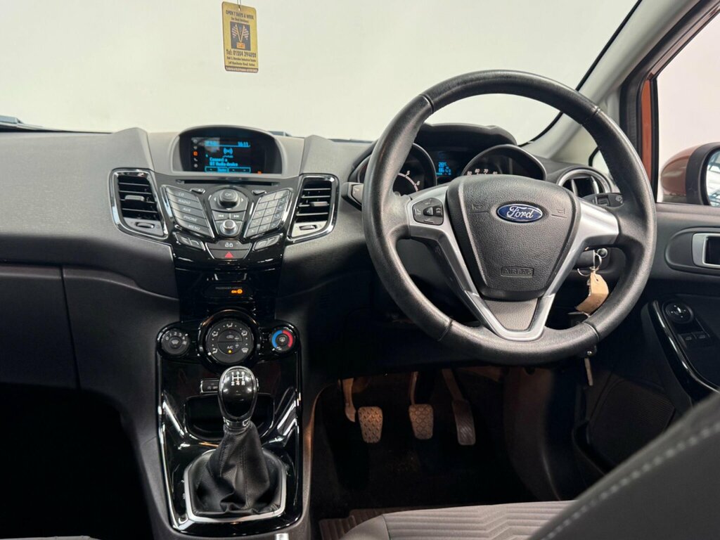 Ford Fiesta Titanium #20