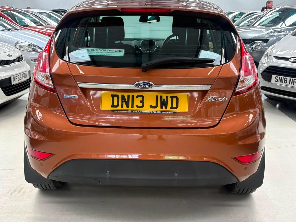 Ford Fiesta Titanium #9