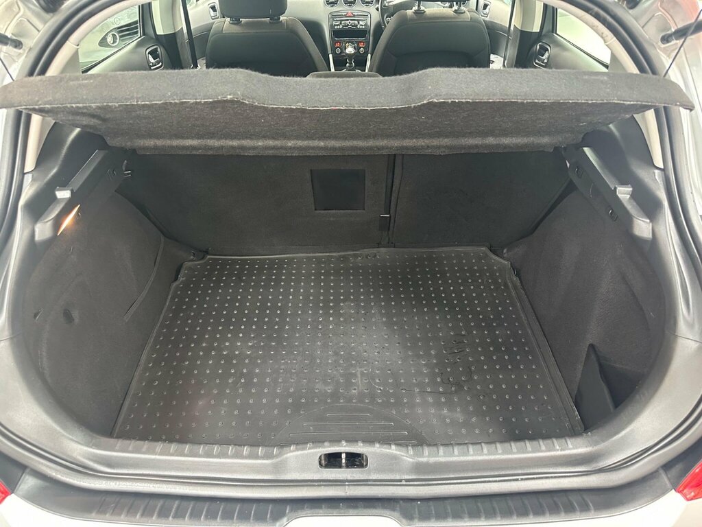 Peugeot 308 Hdi Active Black #35
