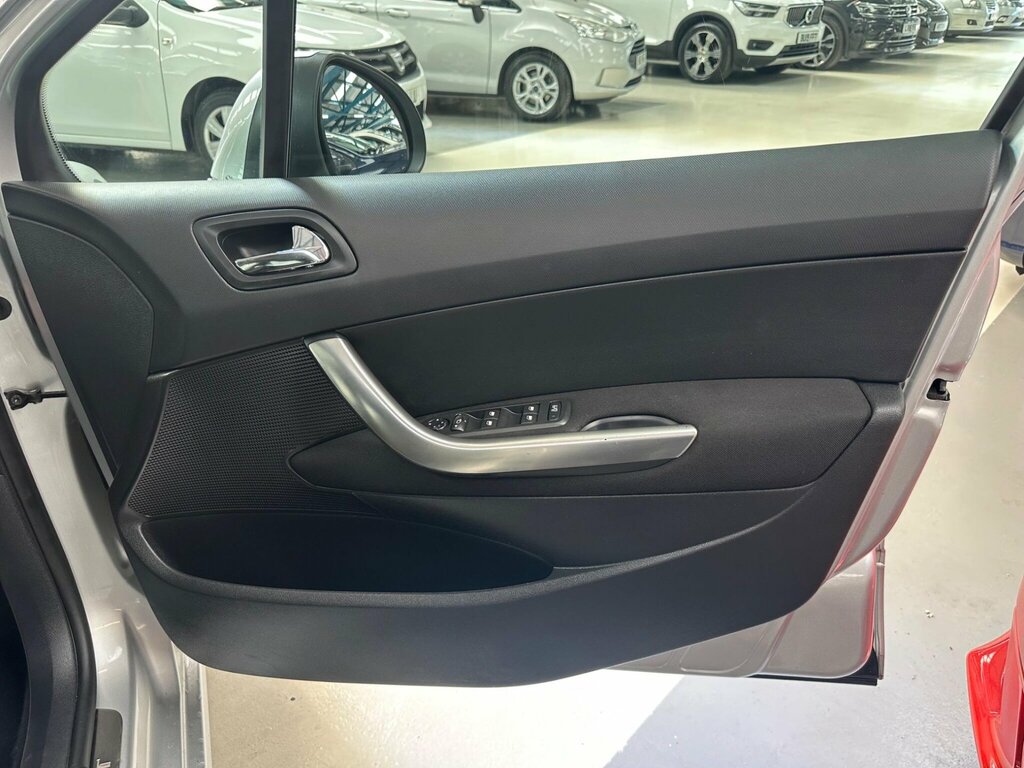 Peugeot 308 Hdi Active Black #11
