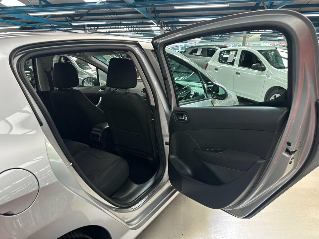 Peugeot 308 Hdi Active Black #29