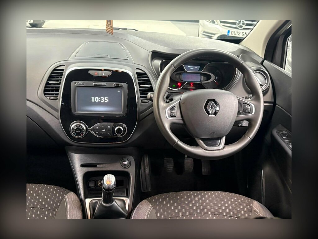 Renault Captur Captur Signature X Nav Dci Black #36