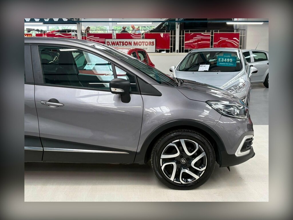 Renault Captur Captur Signature X Nav Dci Black #24