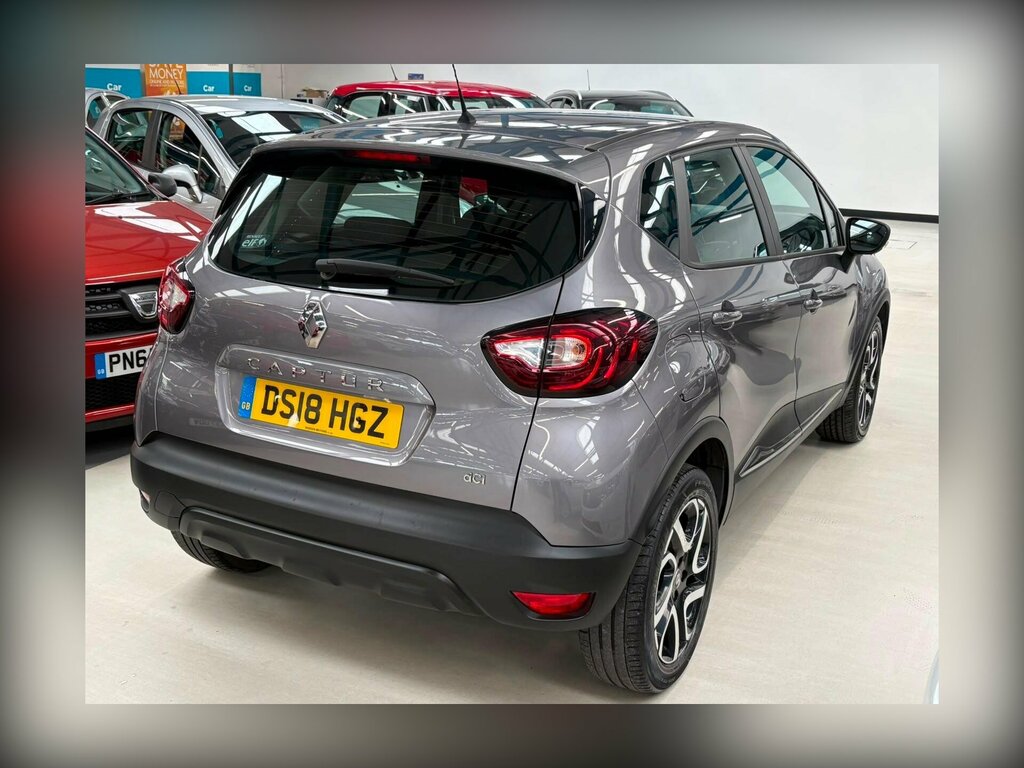 Renault Captur Captur Signature X Nav Dci Black #25