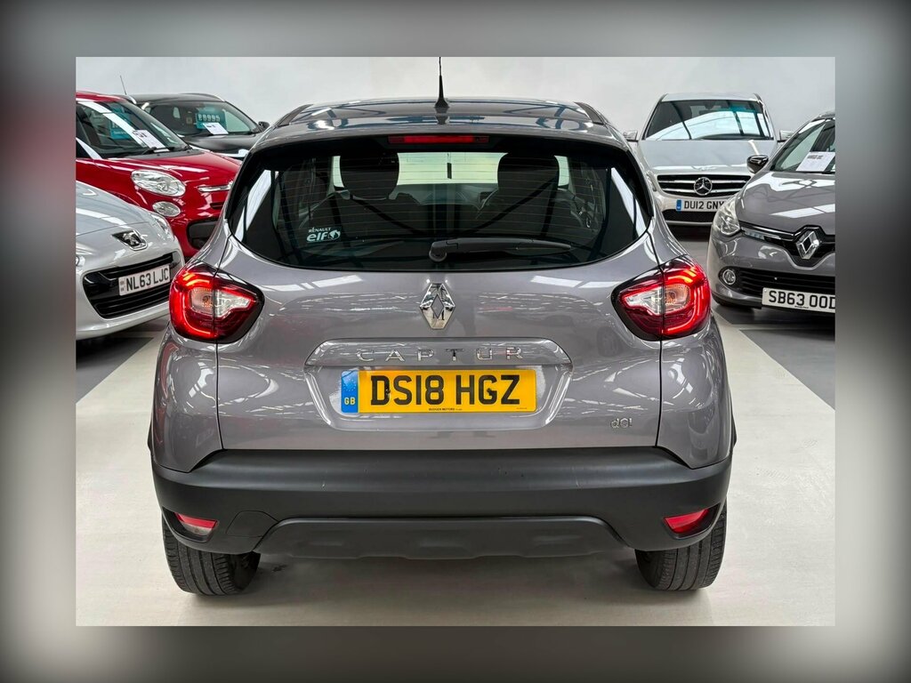 Renault Captur Captur Signature X Nav Dci Black #22