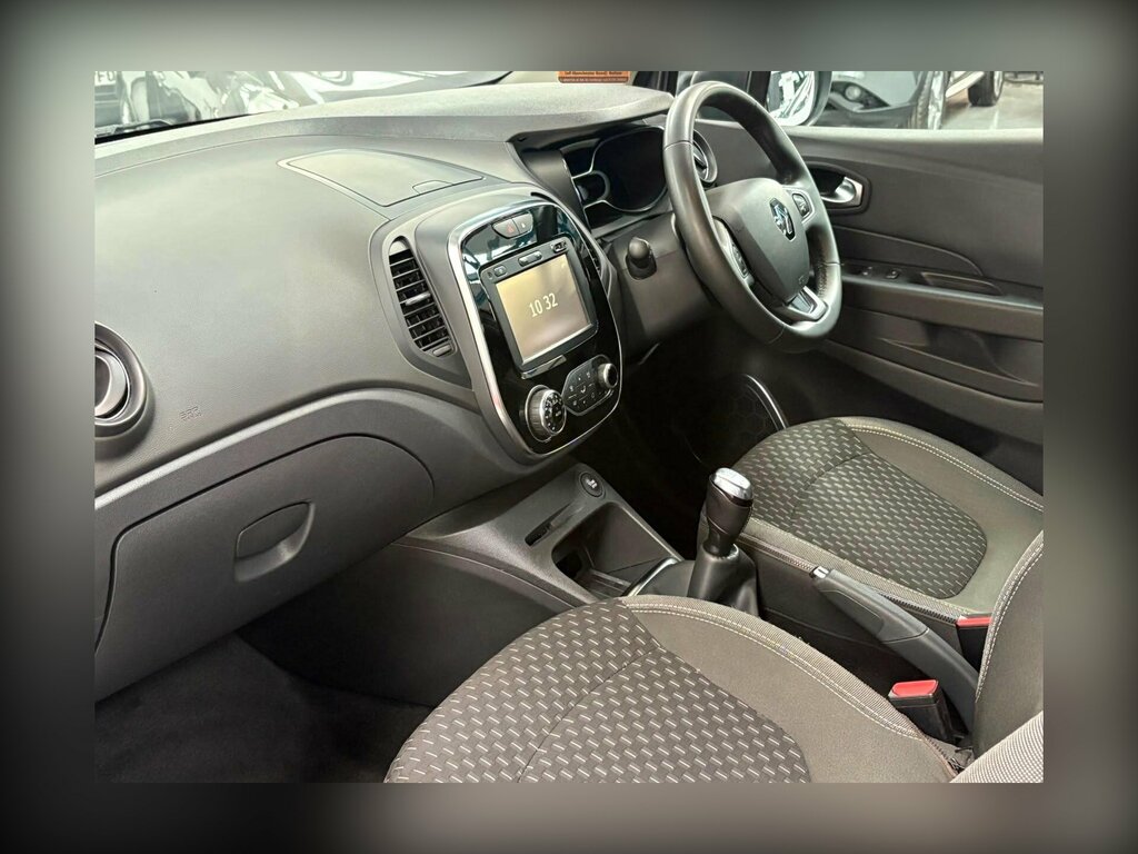 Renault Captur Captur Signature X Nav Dci Black #30