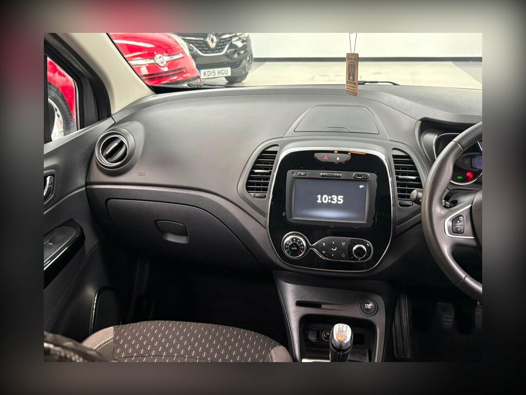 Renault Captur Captur Signature X Nav Dci Black #35