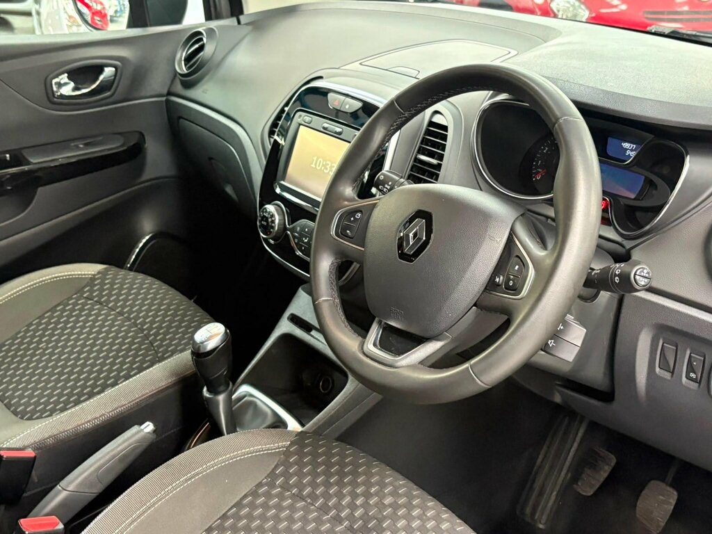 Renault Captur Captur Signature X Nav Dci Black #37