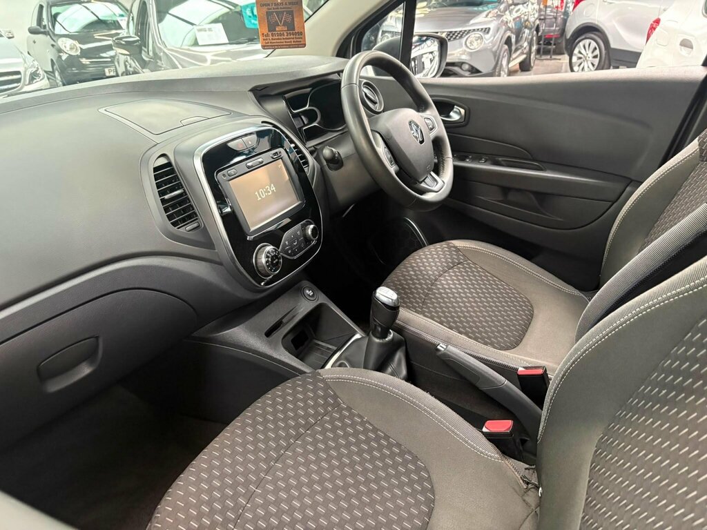Renault Captur Captur Signature X Nav Dci Black #31