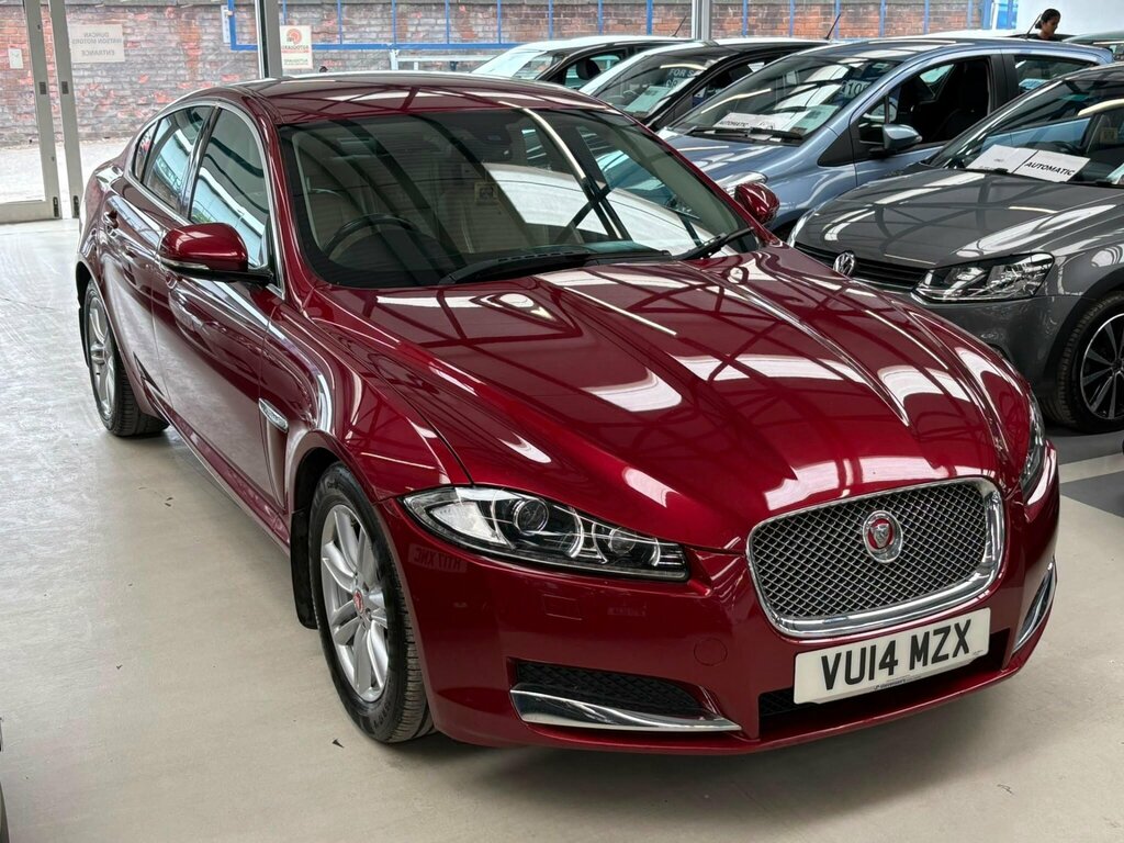 Jaguar XF Portfolio Black #10