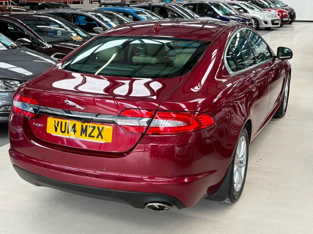 Jaguar XF Portfolio Black #39