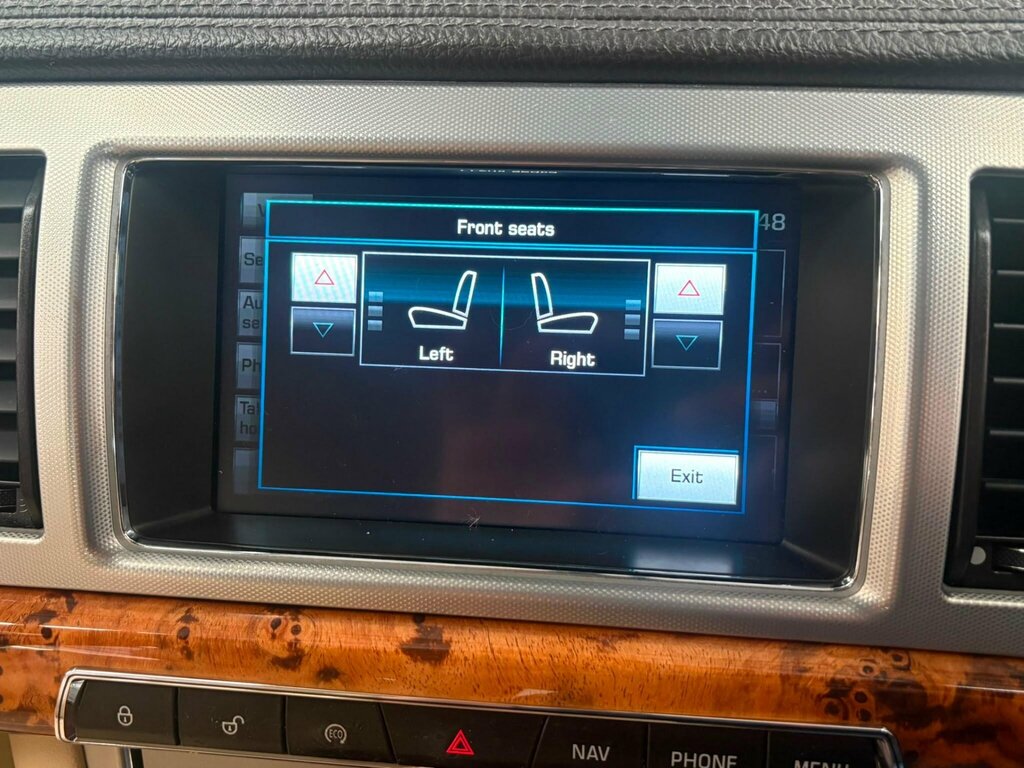 Jaguar XF Portfolio Black #75
