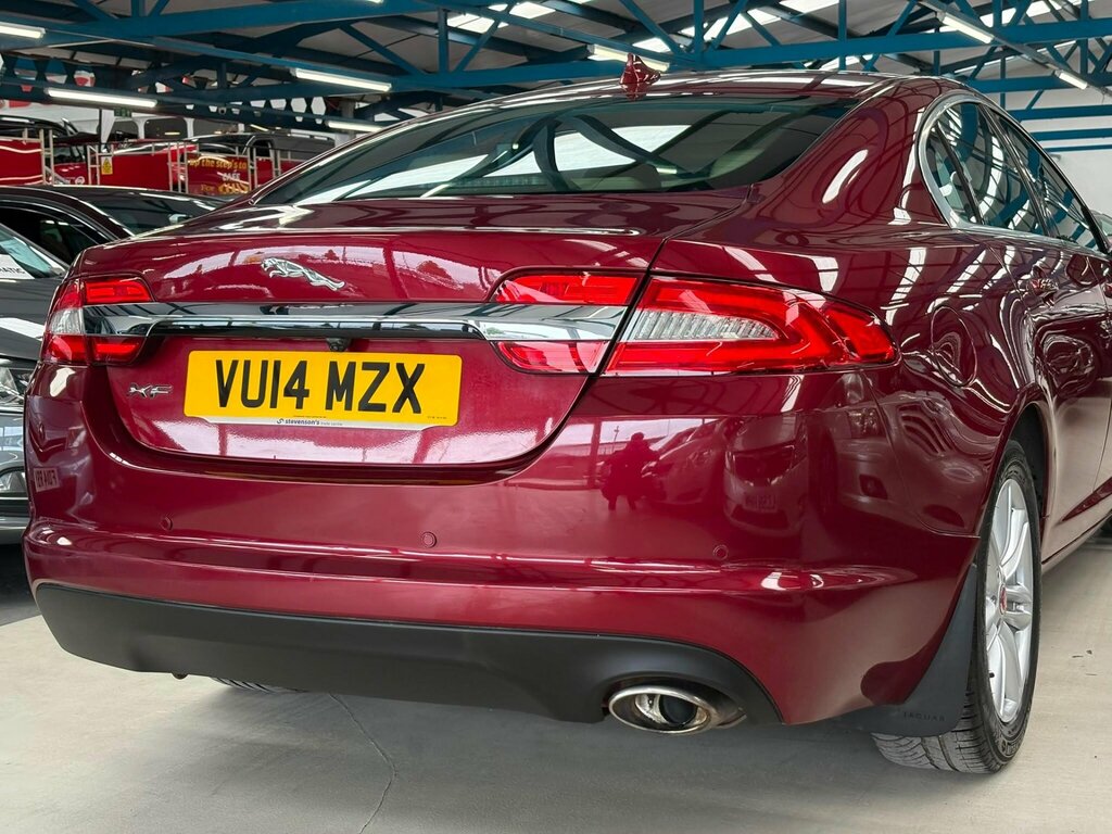 Jaguar XF Portfolio Black #83