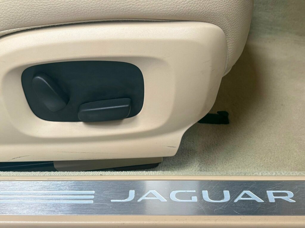 Jaguar XF Portfolio Black #92