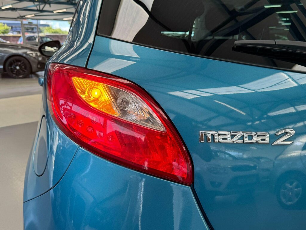 Mazda 2 1.3 Tamura Hatchback Euro 5 84 Red #54