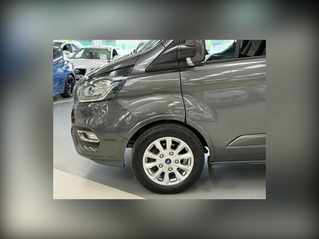 Ford Tourneo Custom 2.0 320 Ecoblue Titanium Minibus Double Cab Di Grey #2