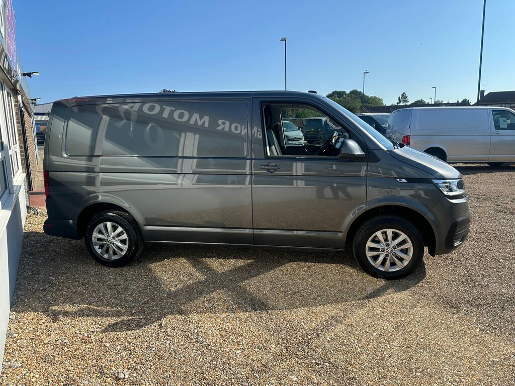 Volkswagen Transporter T30 Swb 150 Highline Kombi Dsg Sat Navheated Scr White #20