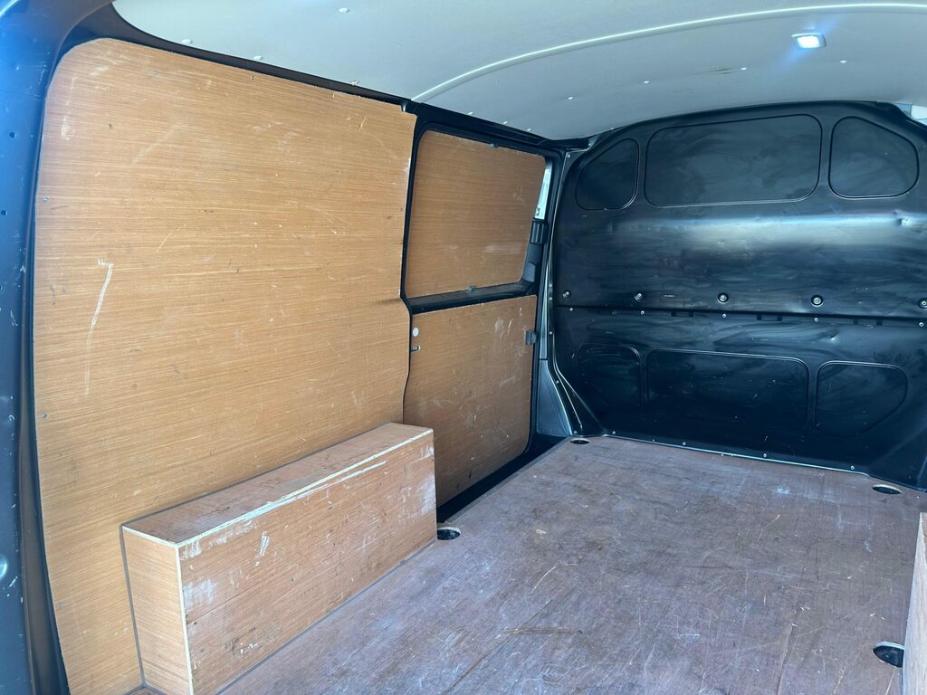 Volkswagen Transporter T30 Swb 150 Highline Kombi Dsg Sat Navheated Scr White #22