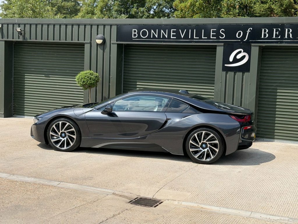 BMW i8 Coupe Grey #4