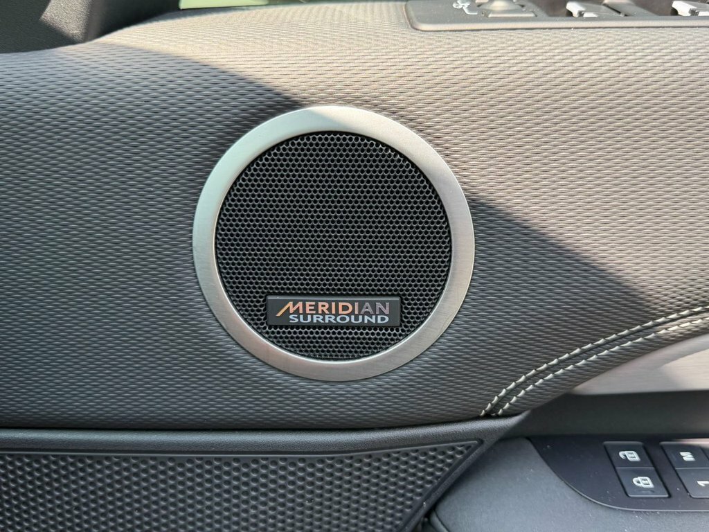 Land Rover Discovery Dynamic Hse Red #42