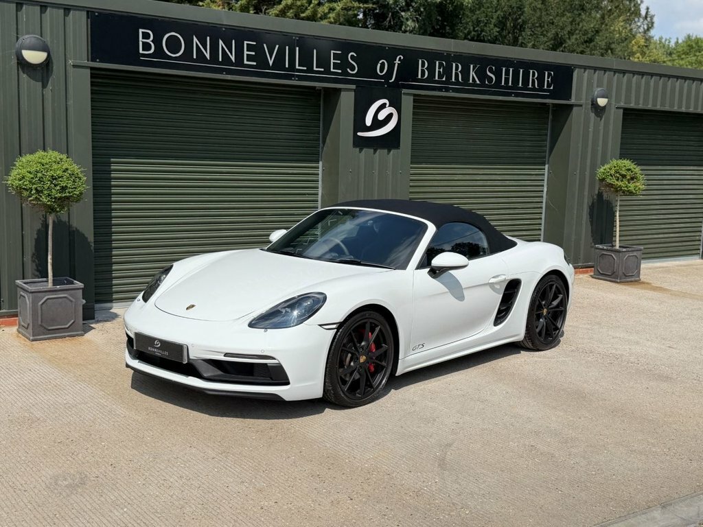 Porsche 718 Boxster 2.5L Gts White