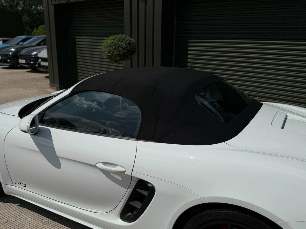 Porsche 718 Boxster 2.5L Gts White #3
