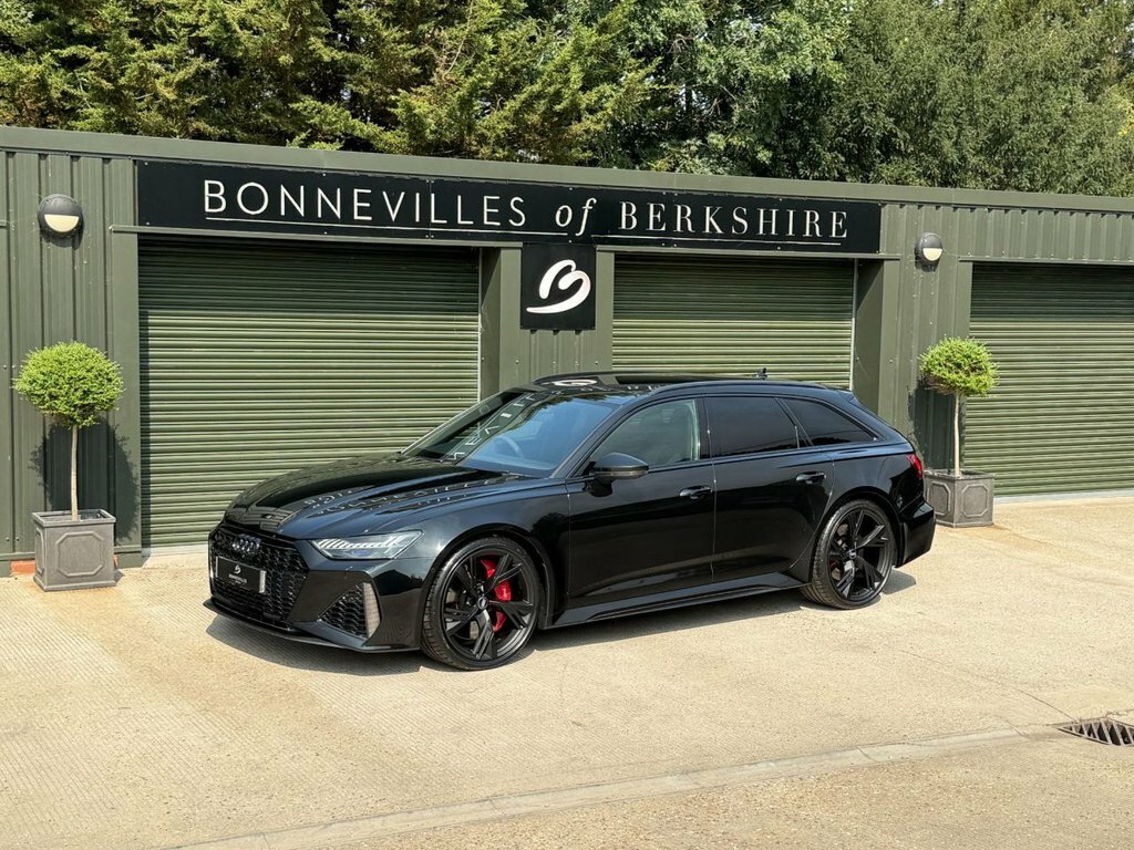 Audi RS6 Avant 4L Carbon Black Black #4