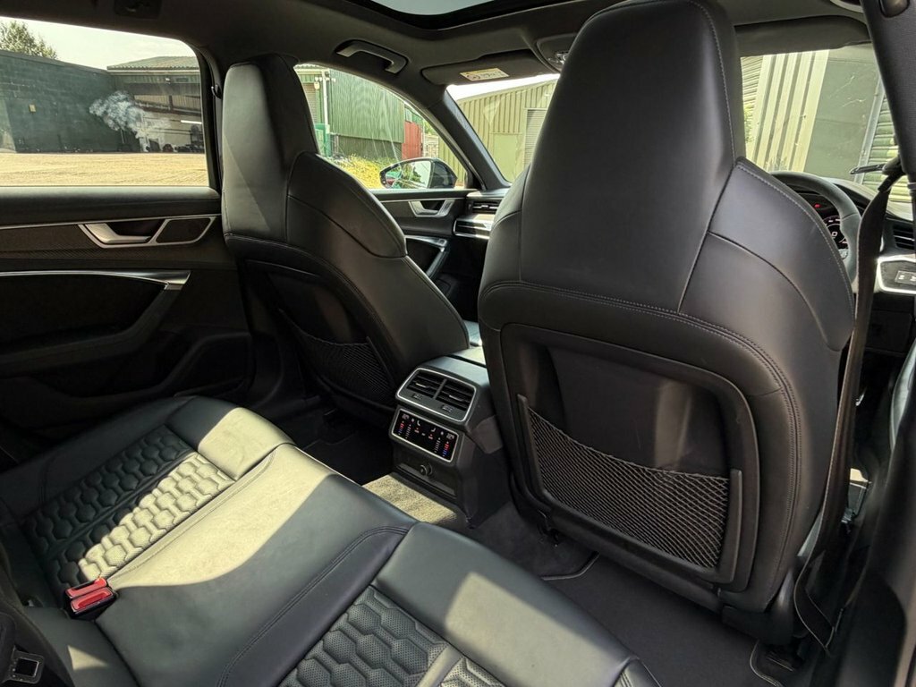 Audi RS6 Avant 4L Vorsprung Black #40