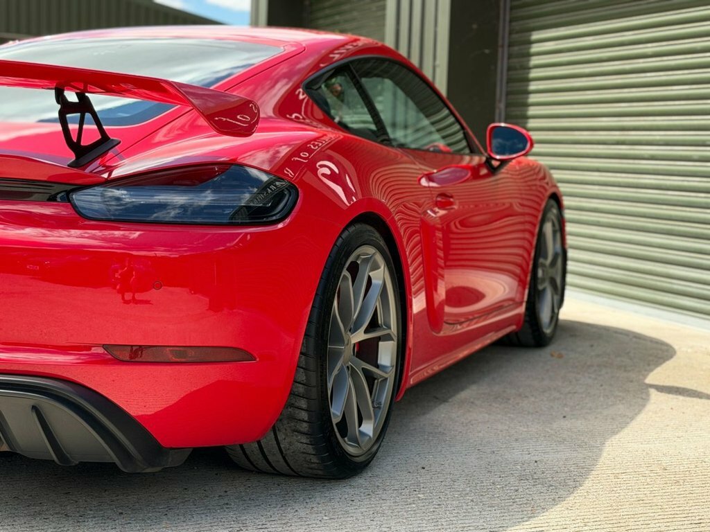 Porsche 718 Cayman 4.0 Gt4 Pdk Grey #24