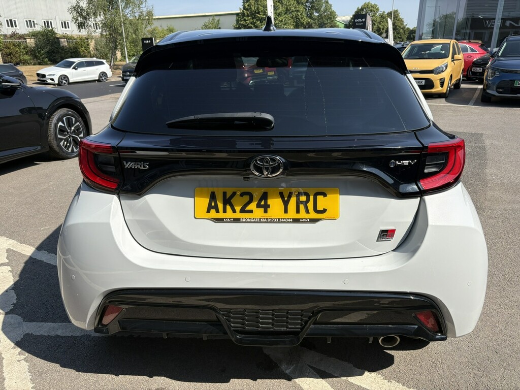 Toyota Yaris 1.5 Vvt-h Gr Sport Hatchback Hybrid E-c DU23KYM Grey #4